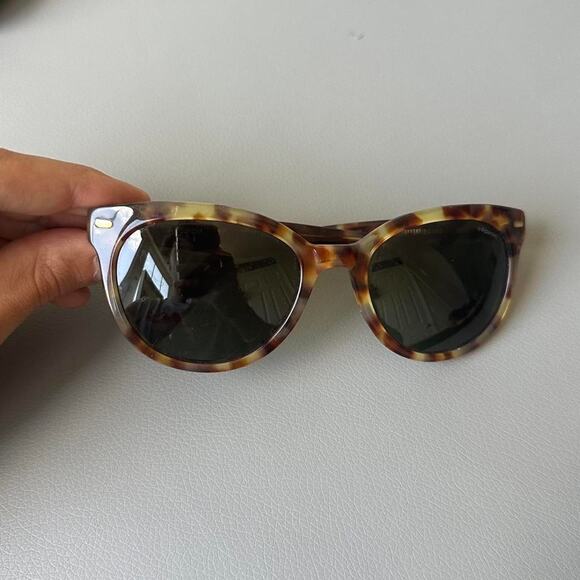 Brown Tortoise Shell Wayfarer Club Polaroid Sunglasses - Picture 4 of 8